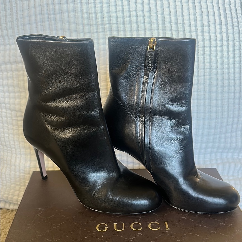Gucci Black Leather Women's Ankle Boots